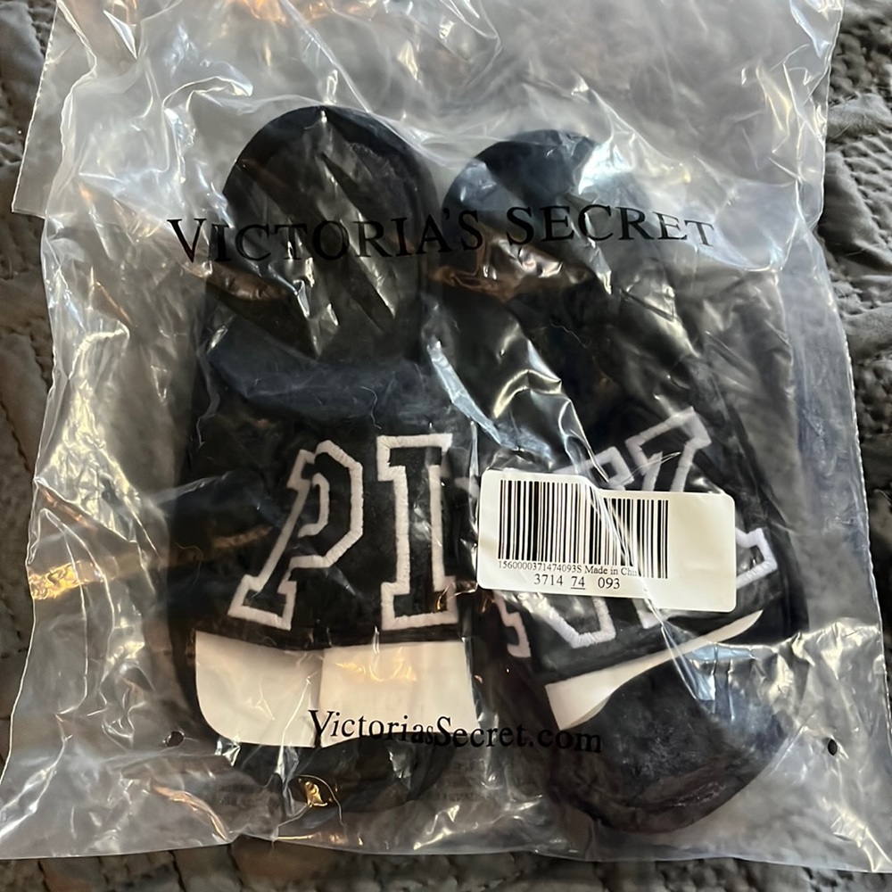 Victoria Secret Pink house slippers